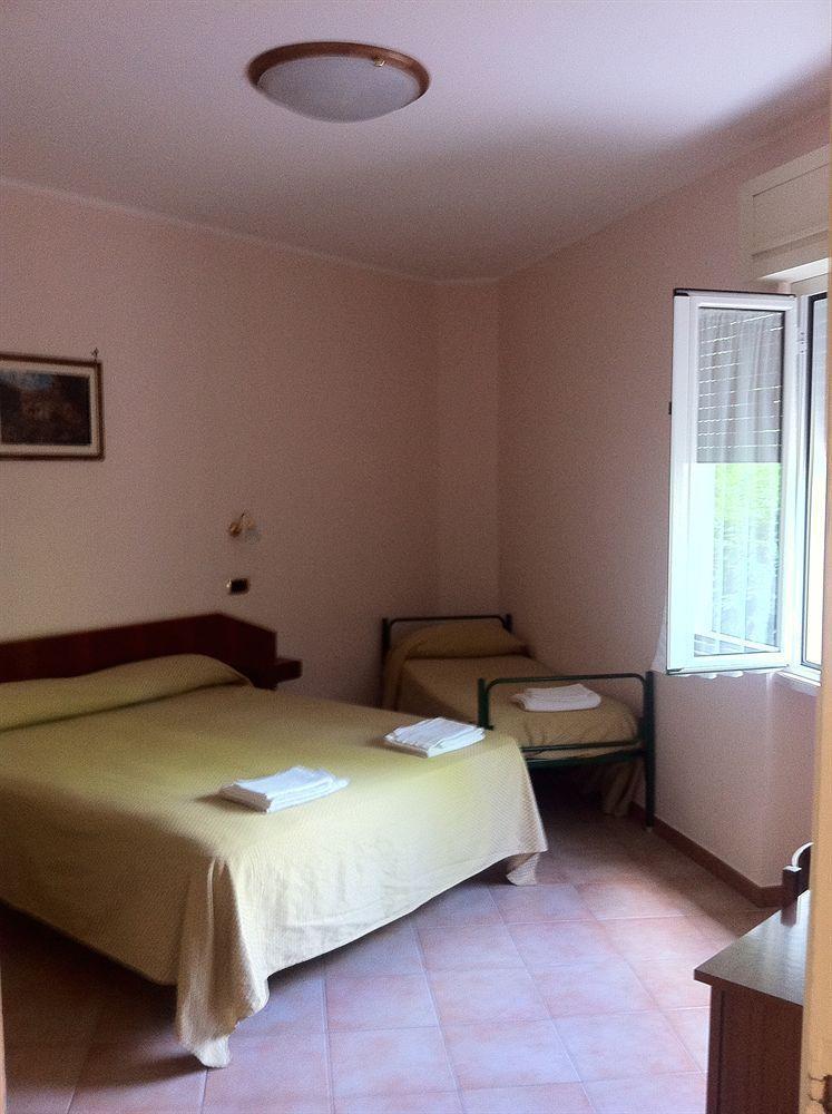 Hotel Eliseo Fiuggi Zewnętrze zdjęcie
